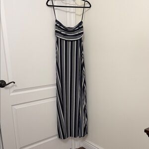 Banana Republic Black and White Striped Maxi Dress Tube strapless top Size XS